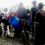 Antusiasme petani dan tentara dalam gerakan massal pengendalian hayati hama wereng dengan TOP BN